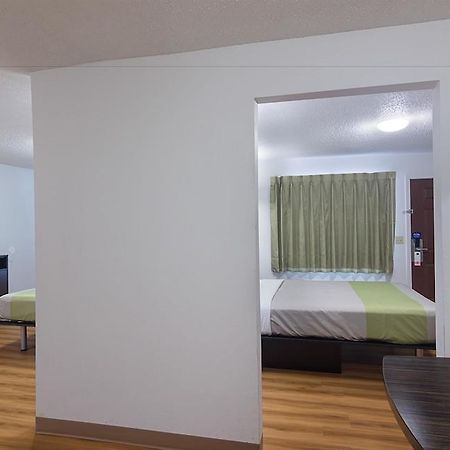 Studio Inn Extended Stay Oklahoma City Airport By Oyo Екстер'єр фото
