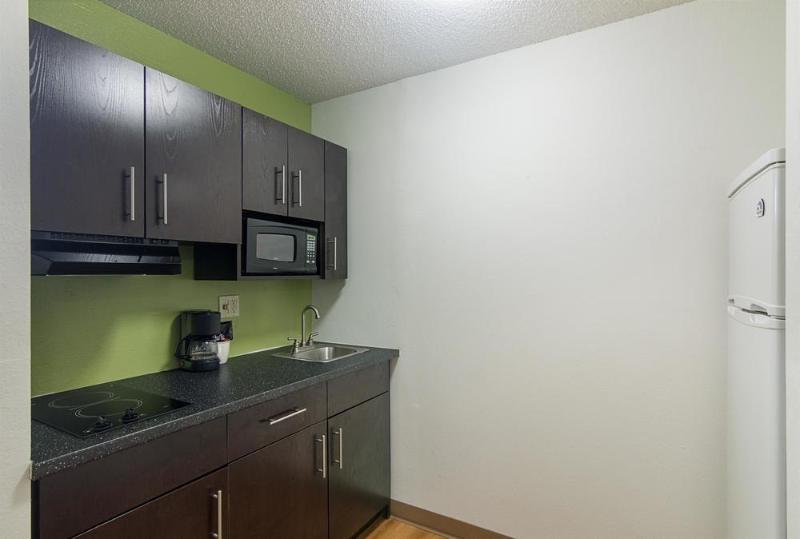 Studio Inn Extended Stay Oklahoma City Airport By Oyo Екстер'єр фото